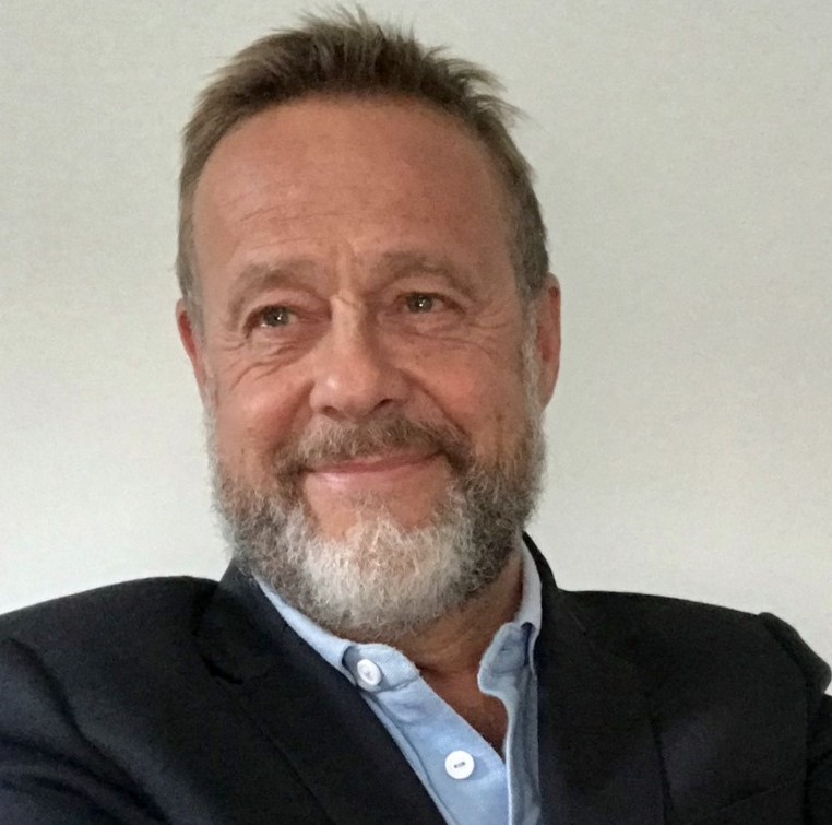 photo consultant gilles croset GC3